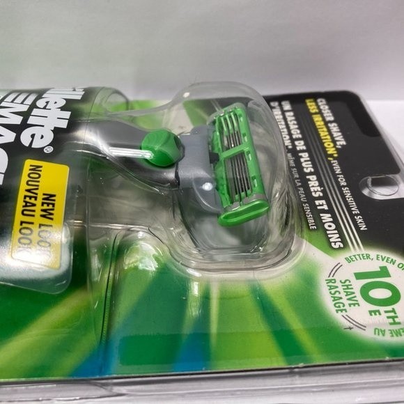 Gillette Mach 3 Sensitive Men's Razor - Picture 10 of 13